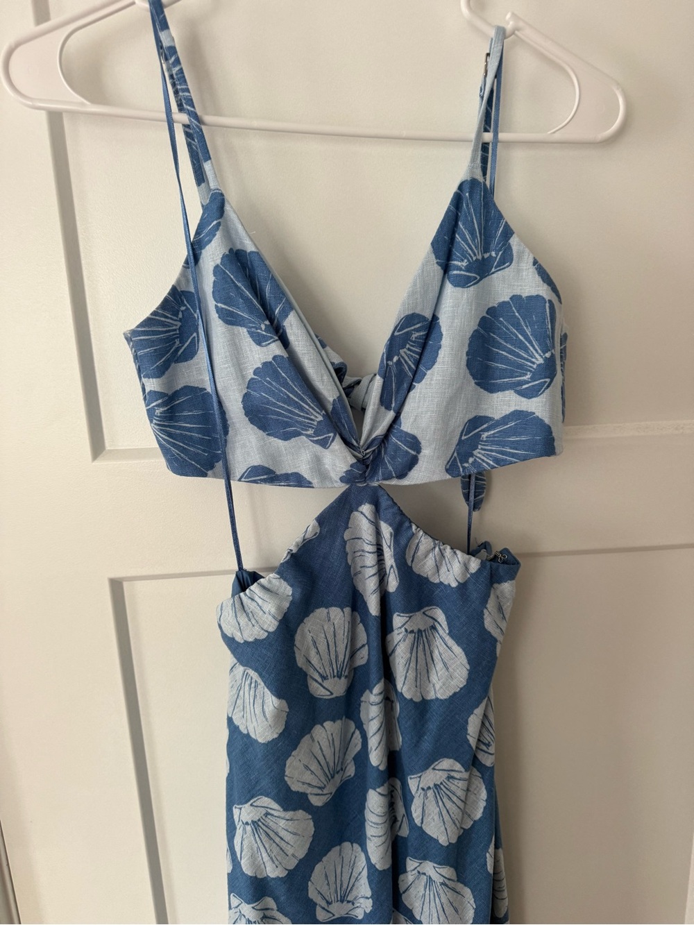 Abercrombie & Fitch Light Blue Shell Print Dress - Picture 6 of 9